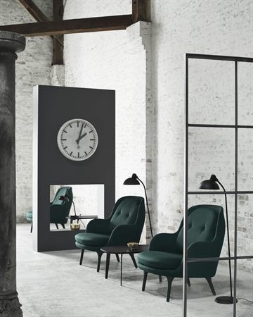 Kaiser Idell 6556-F vloerlamp