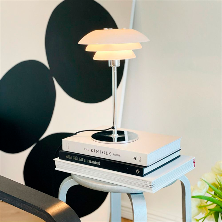 DL20 tafellamp, opaal/chroom