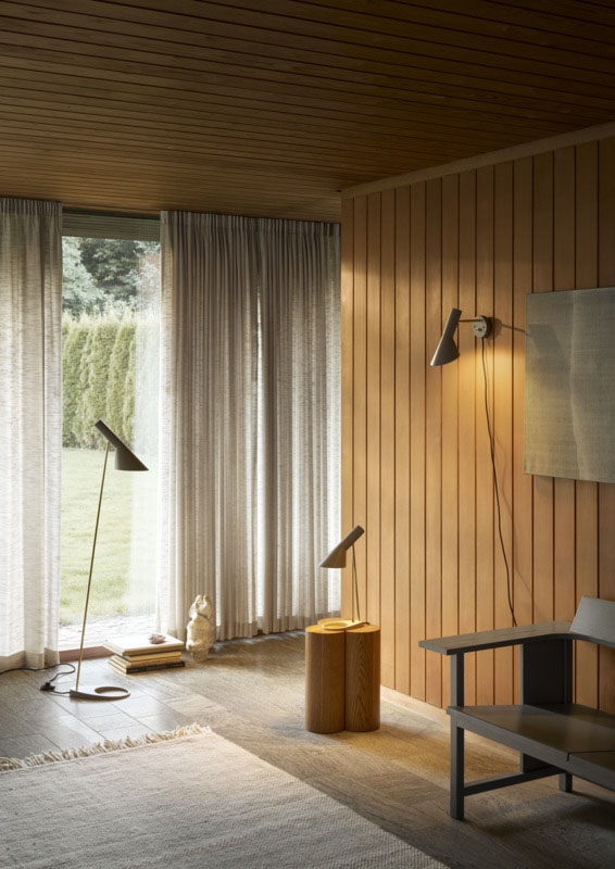 AJ wandlamp met snoer, grijs/messing