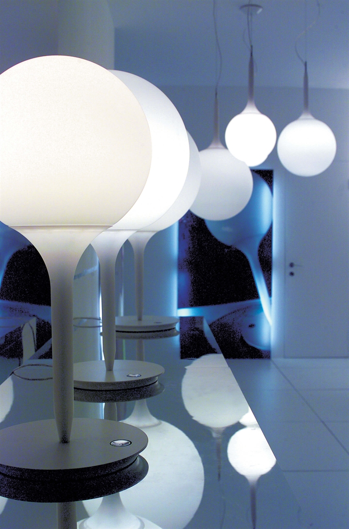 Castore 25 tafellamp, wit