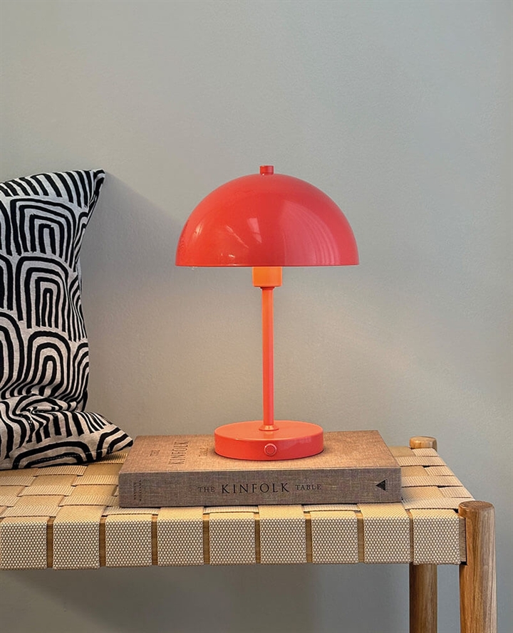 Stockholm LED 2.0 tafellamp / batterijlamp, shiny melon