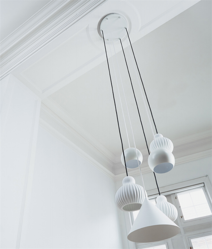 Frandsen baldakijn voor 6 hanglampen, mat wit