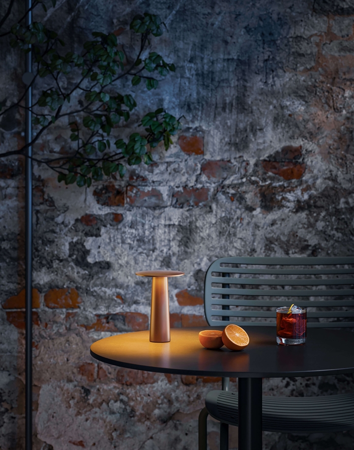 Lix mini batterijlamp / tafellamp, bright bronze