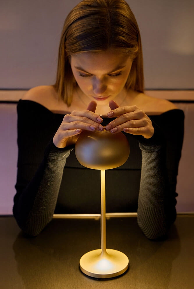 Clan Mini batterijlamp, champagne