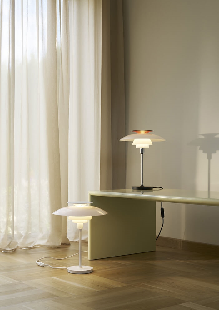 PH 80 tafellampen in opaal/wit en opaal/chroom