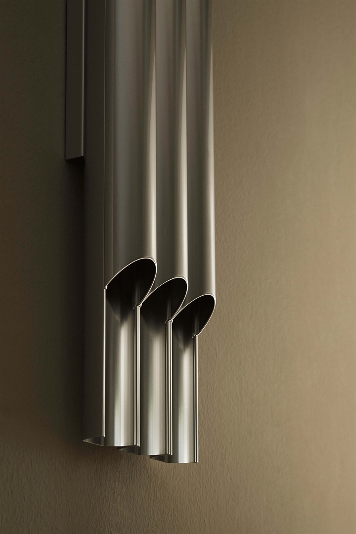 Pan wandlamp 50 III, aluminium