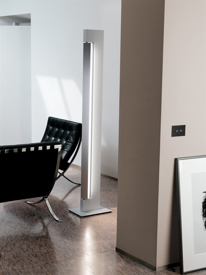 Ara Led vloerlamp, wit/glanzend