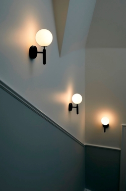 Miira wandlamp, grijs/opal