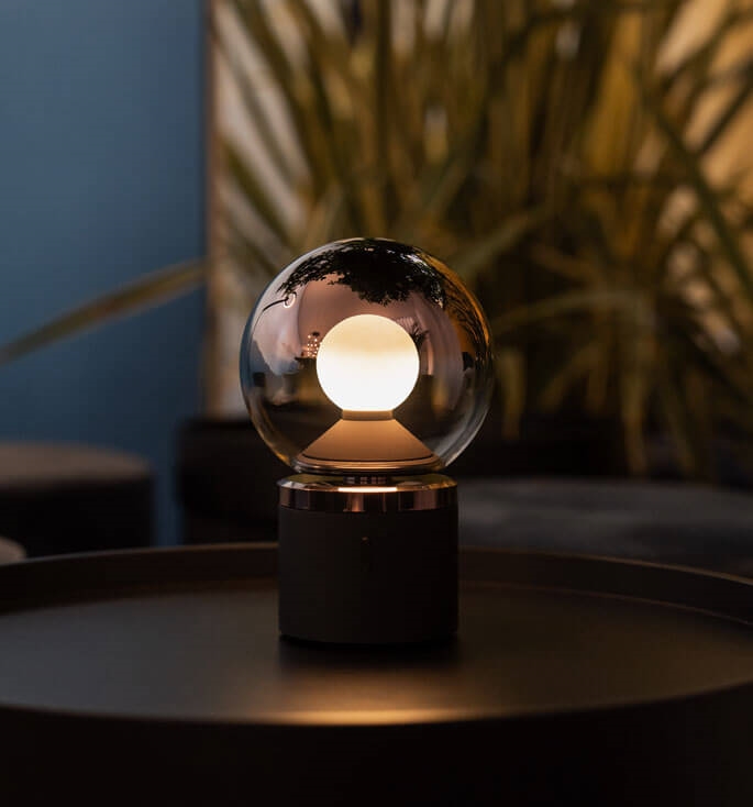 Occhio Luna Pura batterijlamp, phantom