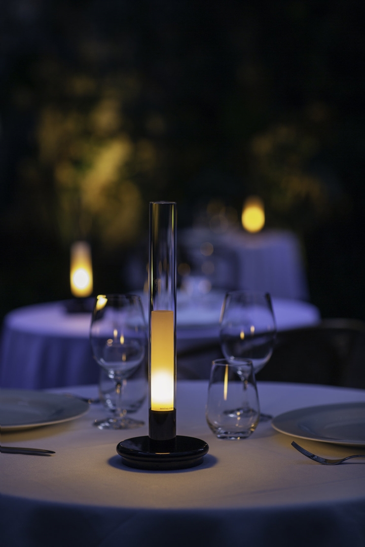 Sylvestrina batterijlamp / tafellamp, glanzend zwart