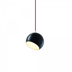 Tilt Globe hanglamp, zwart/rood snoer