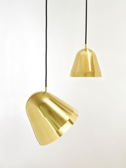 Tilt S messing hanglamp