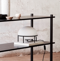 Pump tafellamp, opaal/zwart