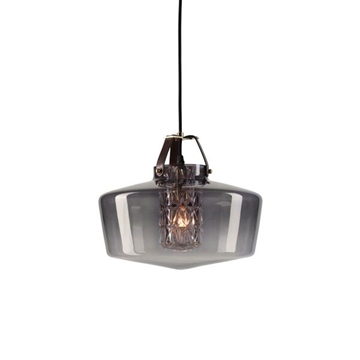 Addicted To Us, goud