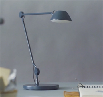 AQ01 tafellamp, blauw