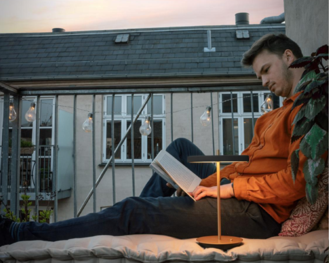 De Asteria tafellamp is perfecte verlichting voor het balkon - Koop bij Lamper-shop.nl