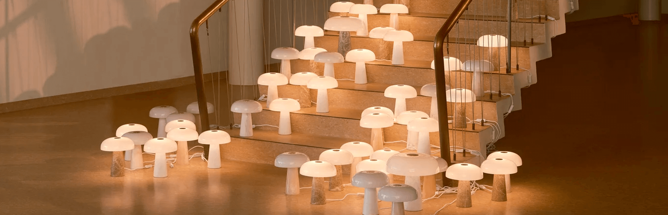 Glossy tafellamp van Design for the People | Koop het bij Lamper-shop.nl