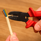 Lamper-shop.nl laat je zien hoe je de kabel van een hanglamp vervangt