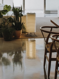 Maija 30 vloerlamp, wit