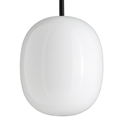 Superæg 300P hanglamp, opaal/zwarte kabel