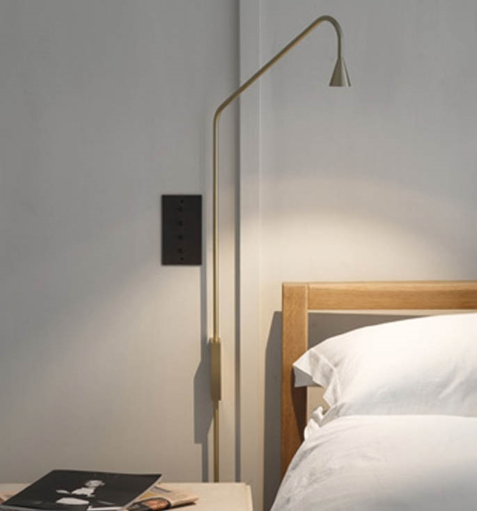 Austere wandlamp, messing